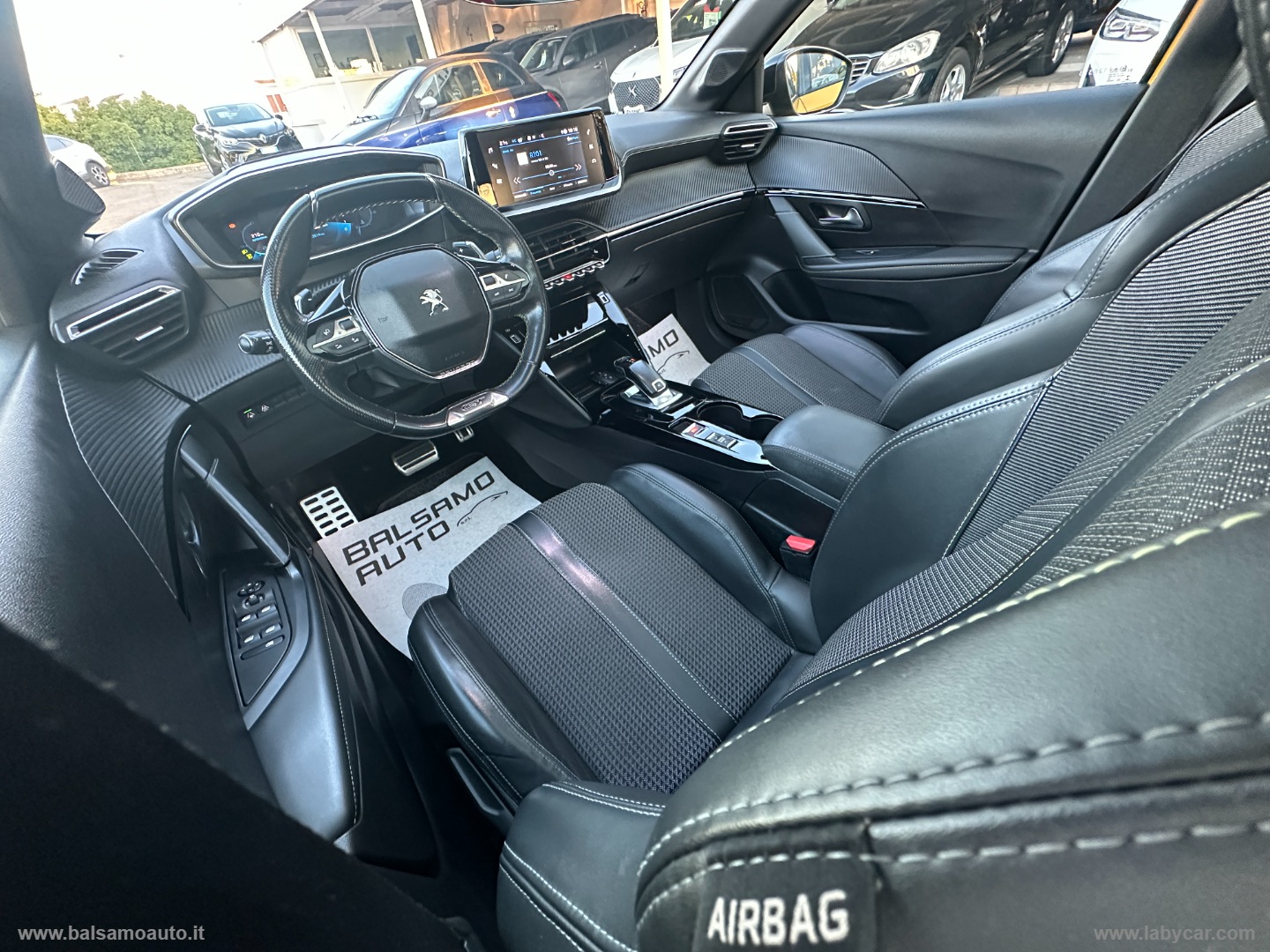 208 GT Line PANORAMA - immagine 17