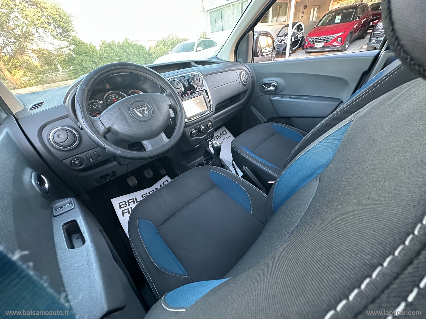 Dokker 1.5 dCi 8V 90 CV Lauréate - immagine 17