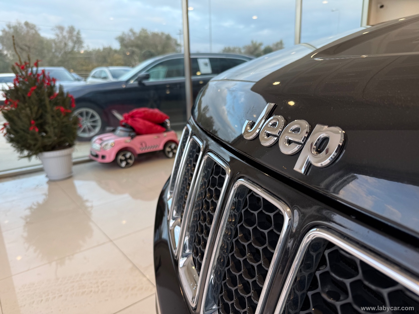 Gr. Cherokee 3.0 V6 CRD 250 MJT II Lim. - immagine 17