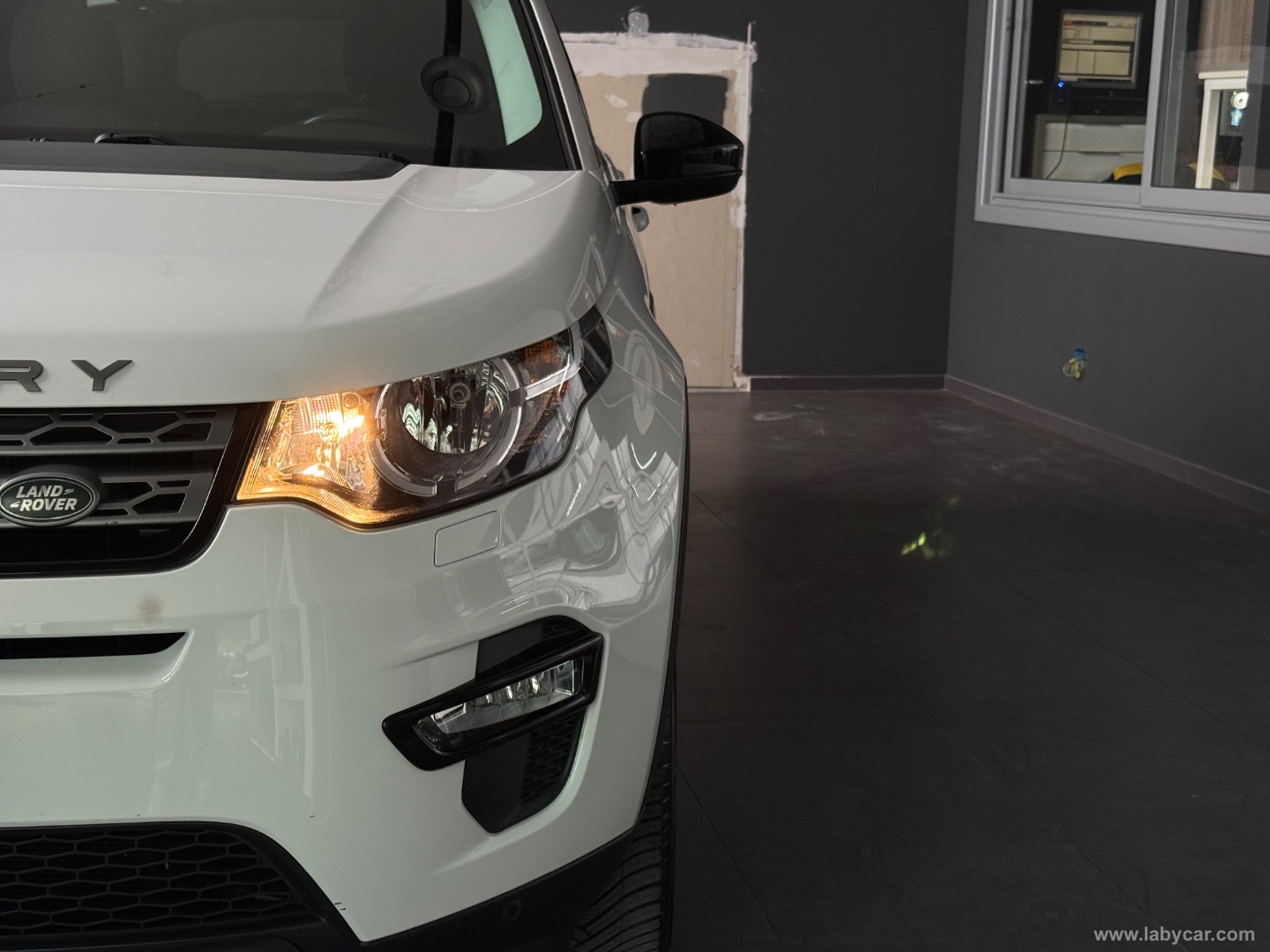 Discovery Sport 2.0 TD4 150 CV HSE - immagine 17