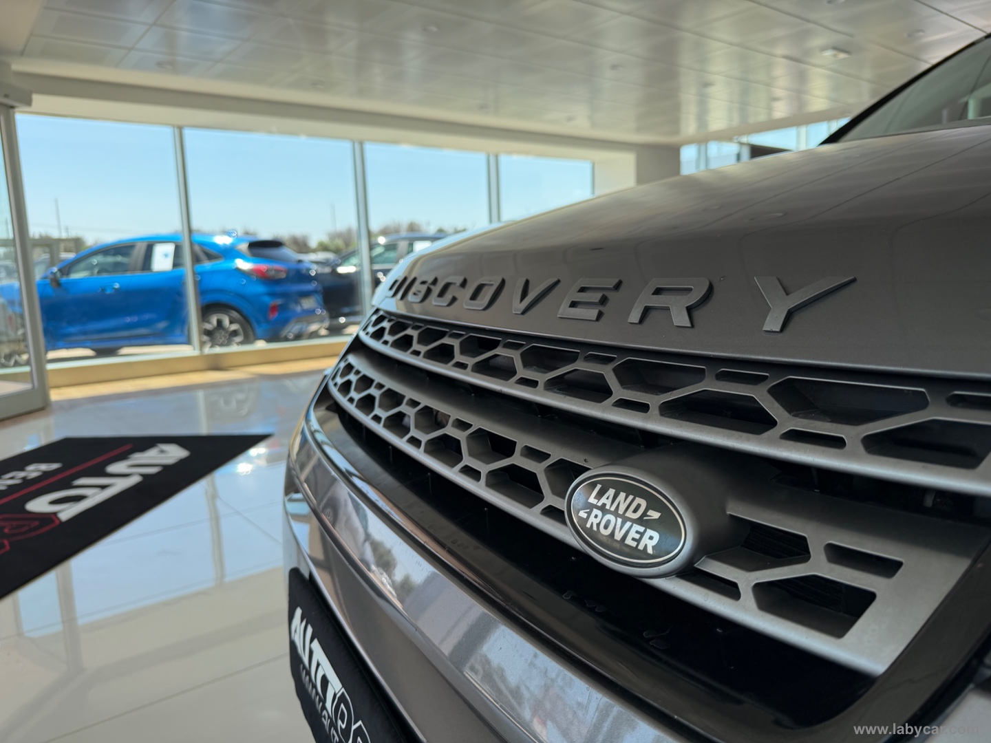Discovery Sport 2.0 TD4 150 CV Pure - immagine 17