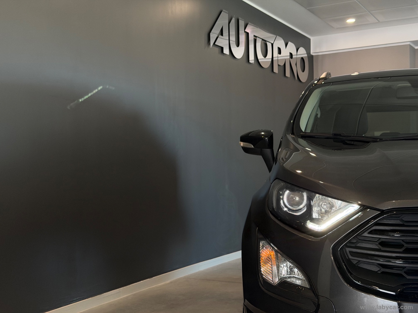 EcoSport 1.5 TDCi 125 CV S&S AWD ST-Line Bl. Ed. - immagine 17