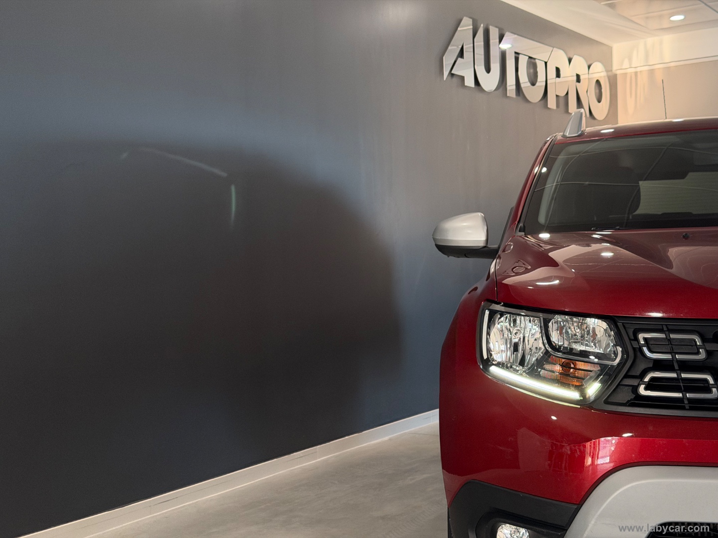 Duster 1.0 TCe 100CV ECO-G 4x2 Essential - immagine 17