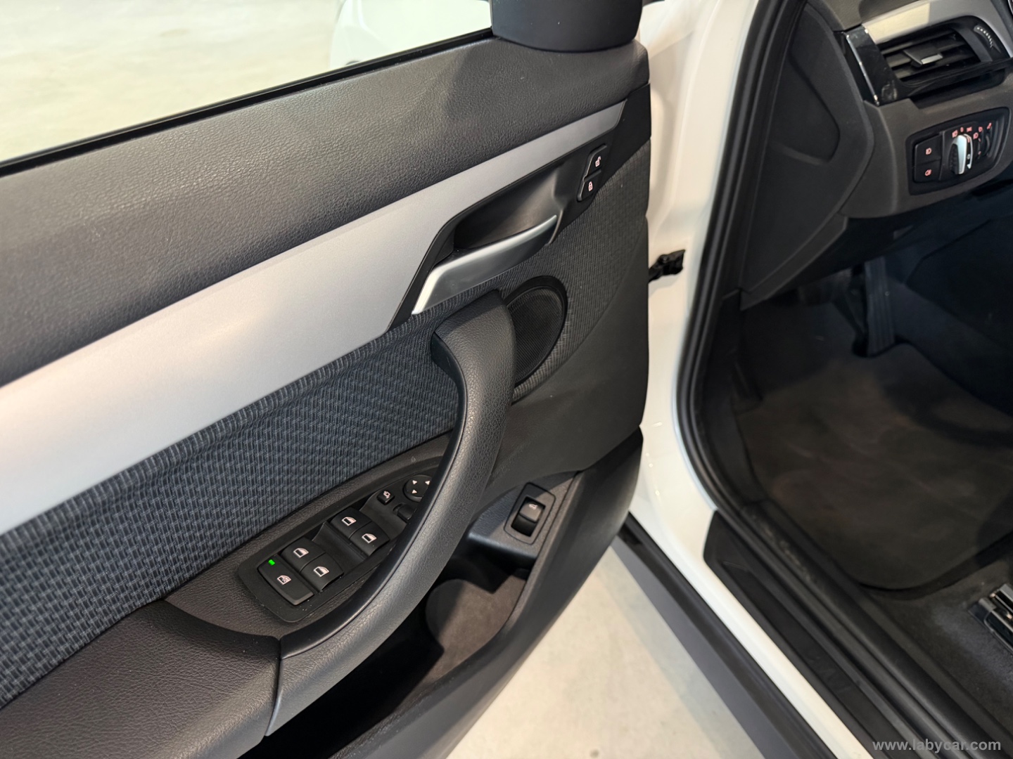 X1 sDrive16d Business Advantage - immagine 17