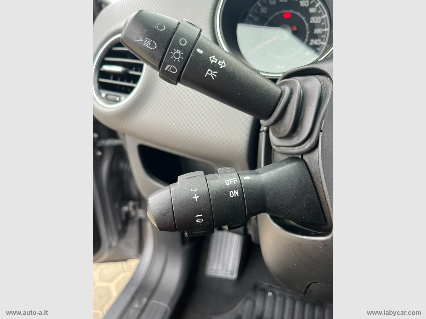 Bravo 1.6 MJT 120 CV Dynamic - immagine 17