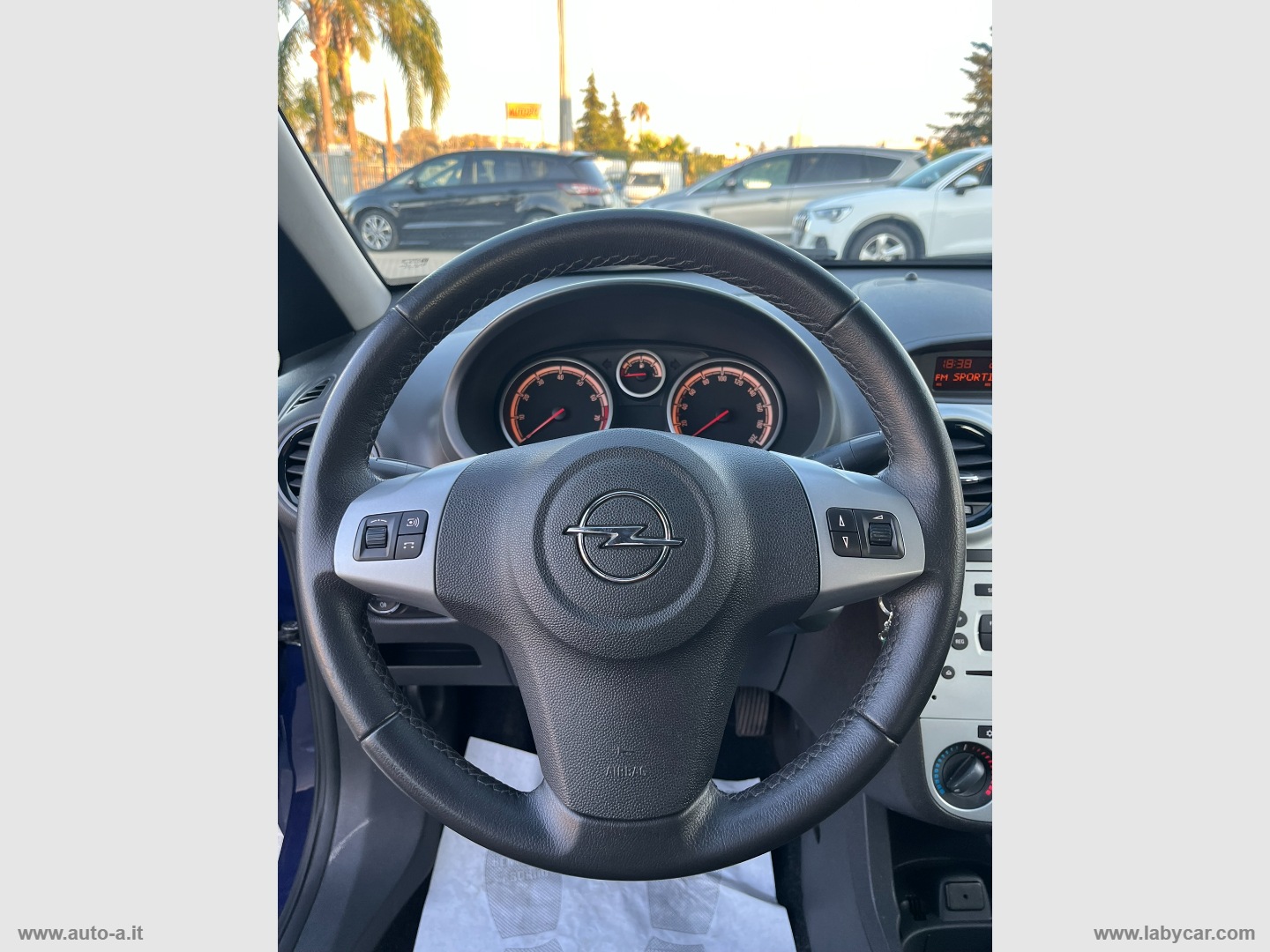 Corsa 1.2 85 CV 5p. GPL-TECH Club - immagine 17