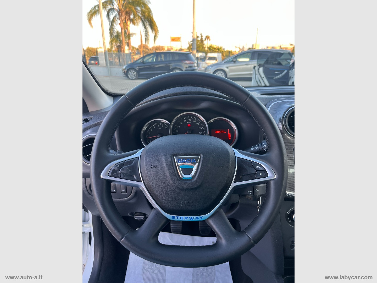 Sandero Stepway 0.9 TCe 12V T-GPL 90 S&S - immagine 17