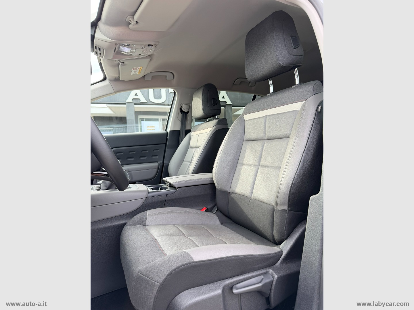 C5 Aircross BlueHDi 130 S&S Shine - immagine 17