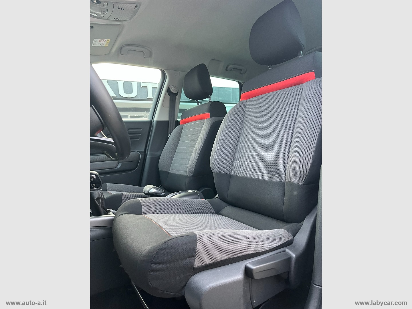 C3 Aircross BlueHDi 100 Shine - immagine 17