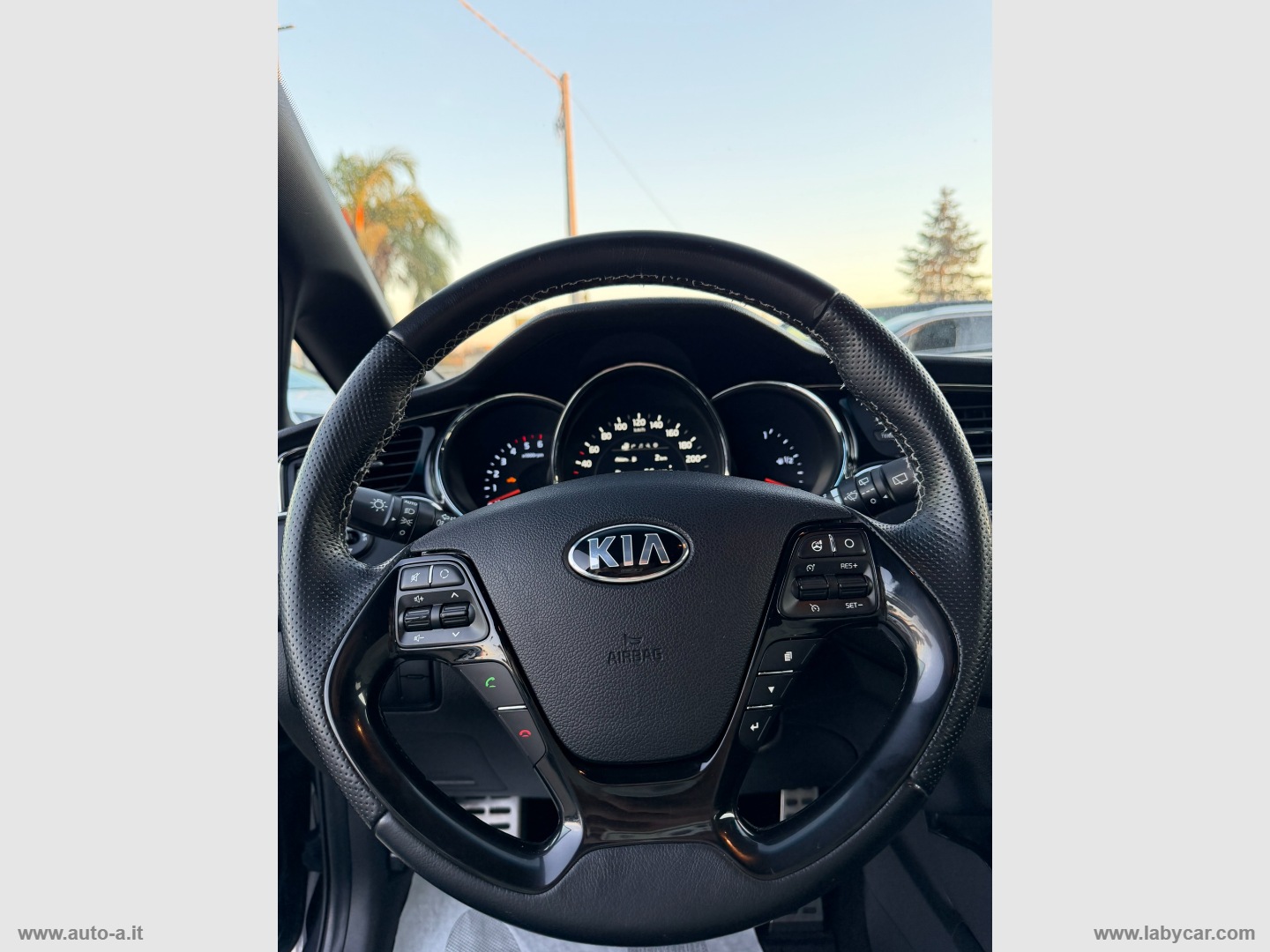 ceed 1.6 CRDi 110 CV 5 porte GT Line - immagine 17