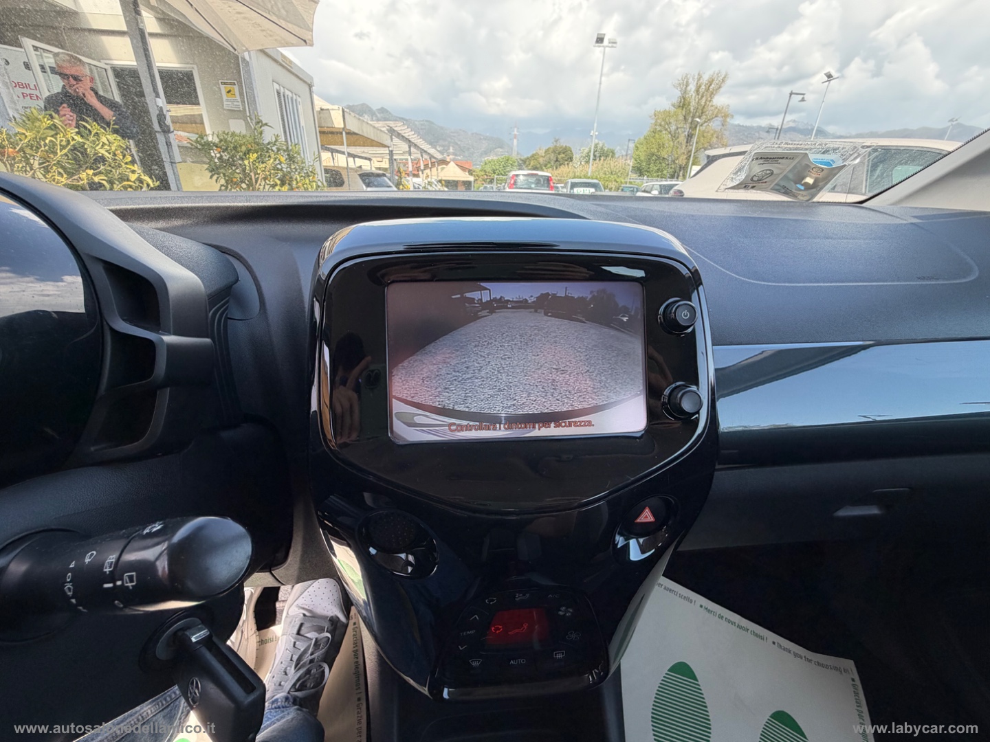 Aygo 1.0 VVT-i 69 CV 5p. x-clusiv - immagine 17