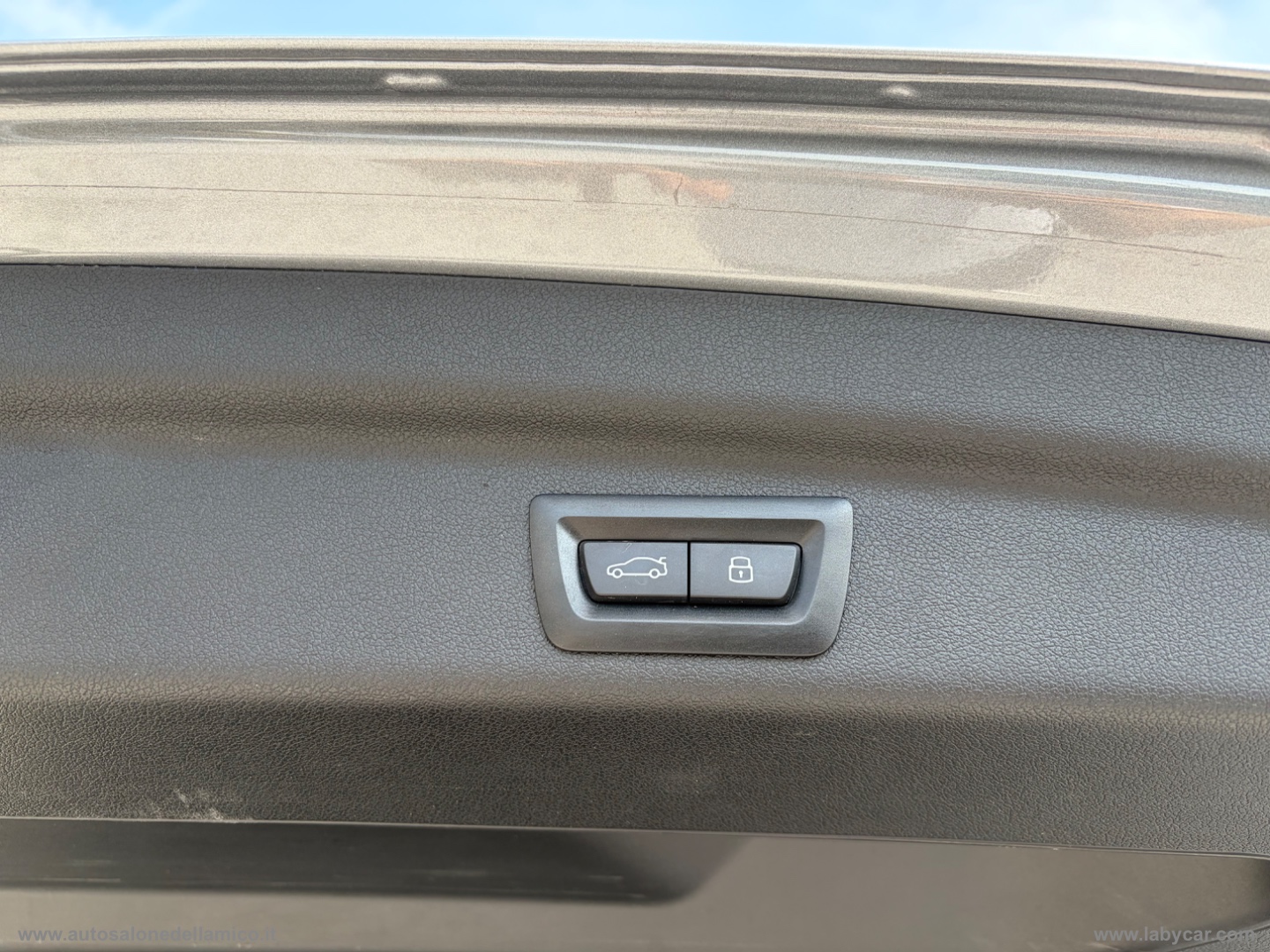 220i 48V Active Tourer Luxury - immagine 17