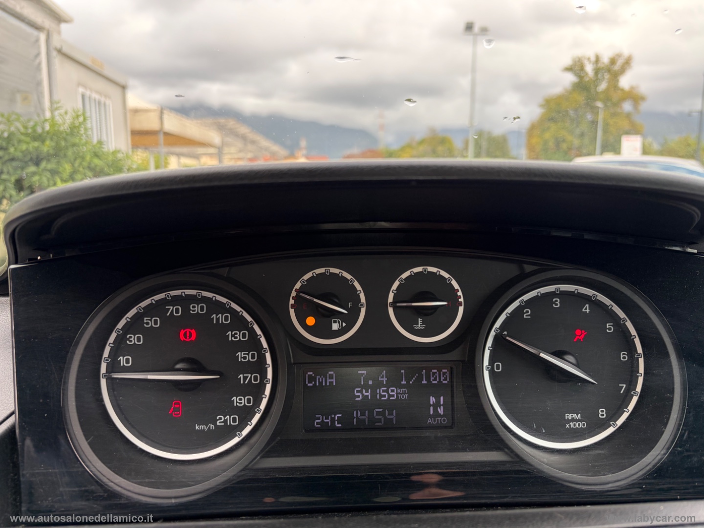 Ypsilon 0.9 T.Air 85 CV 5p. S&S DFN Gold - immagine 17