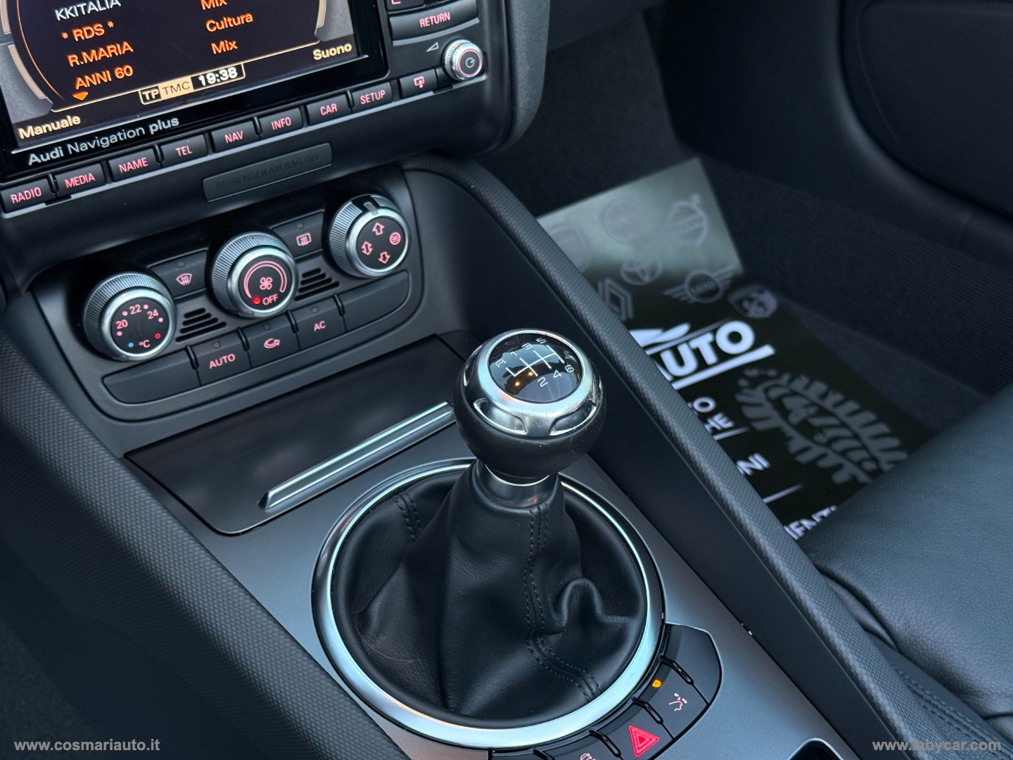 TT Roadster 2.0 TDI qu. Advanced plus - immagine 17