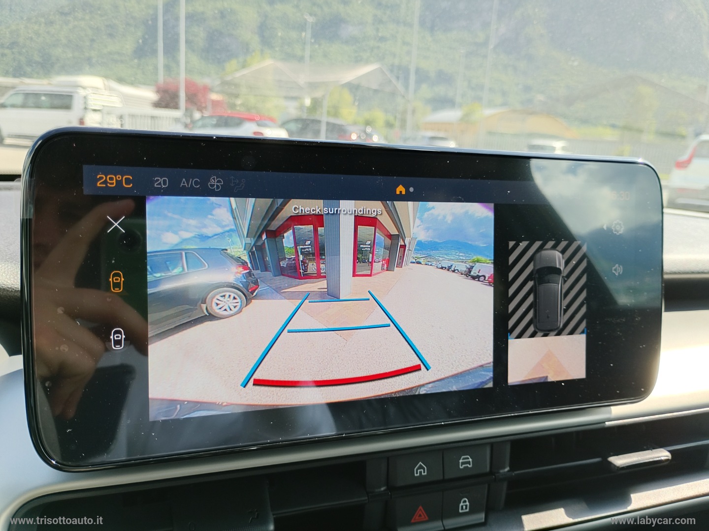 Avenger 1.2 Turbo 101CV Summit - immagine 17