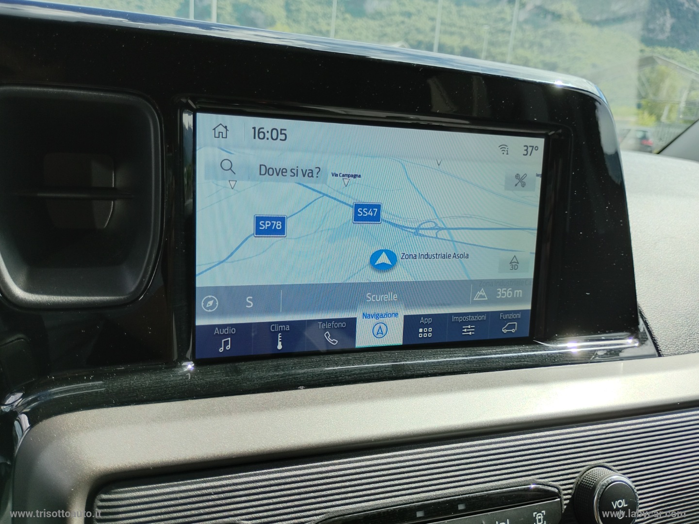 Tourneo Courier 1.0 EcoBoost 125CV Titanium - immagine 17