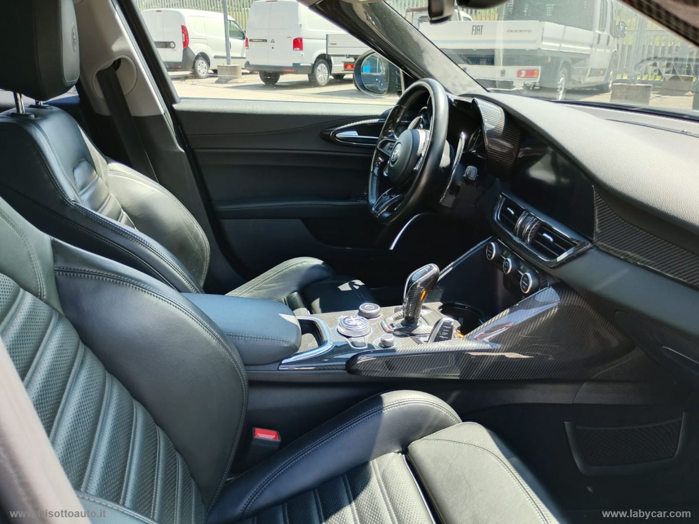 Giulia 2.2 TD 210 CV AT8 AWD Q4 Veloce - immagine 17