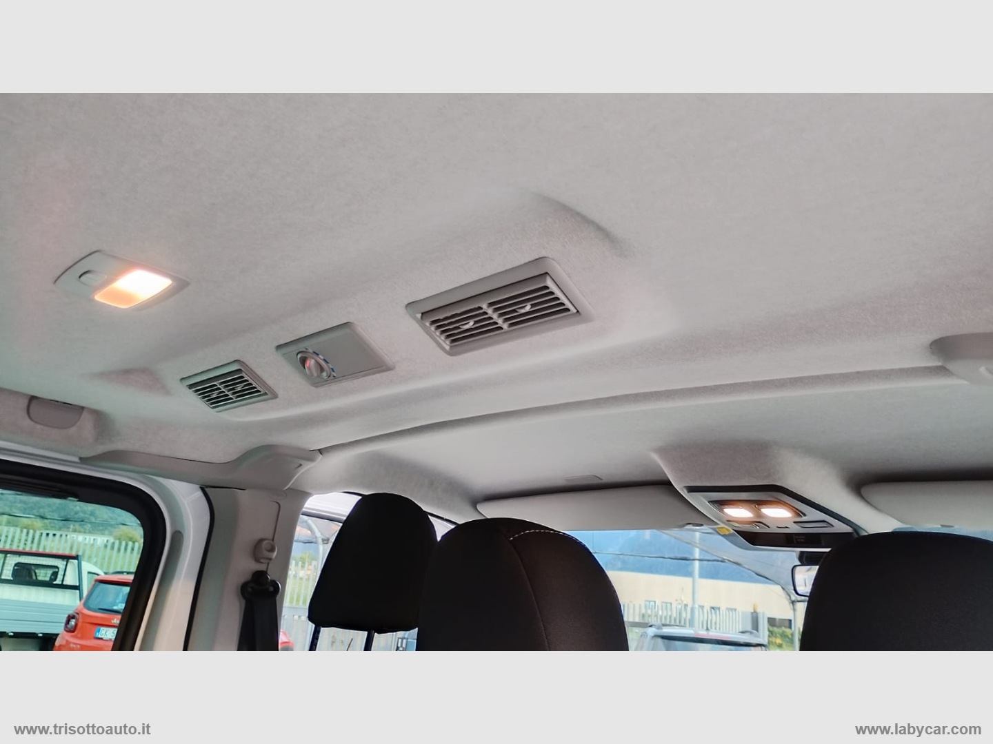 Trafic BluedCi 150CV PL-TN Authentic Easy Access - immagine 17