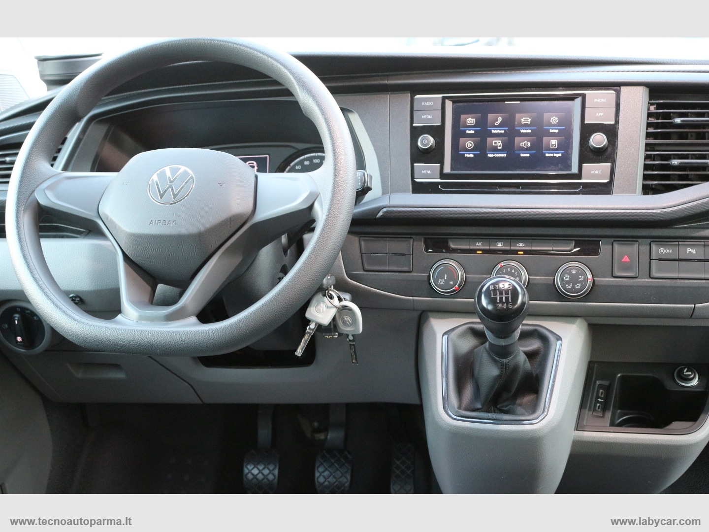 Caravelle 2.0TDI 150 PC Tren. - immagine 17