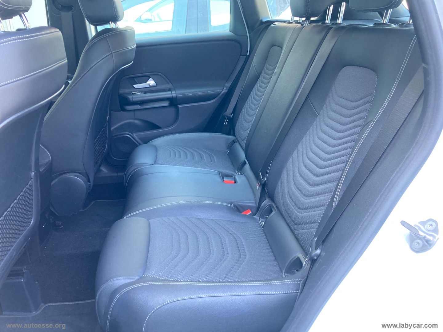 B 180 d Automatic Business Extra - immagine 17