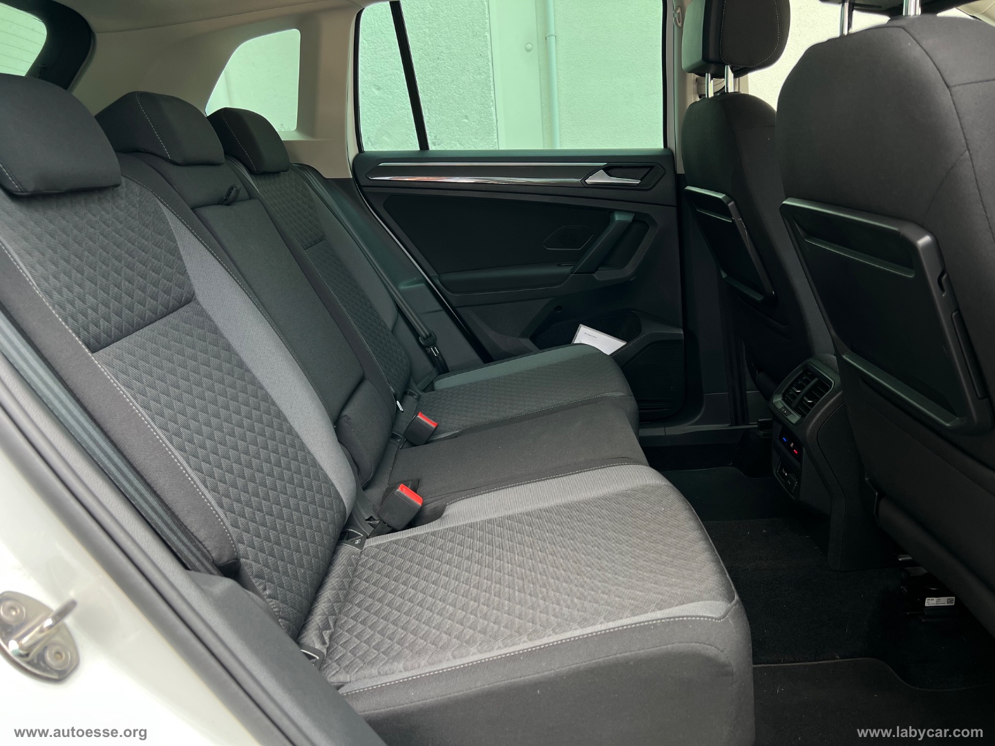 Tiguan 2.0 TDI 150CV SCR DSG R-Line - immagine 17
