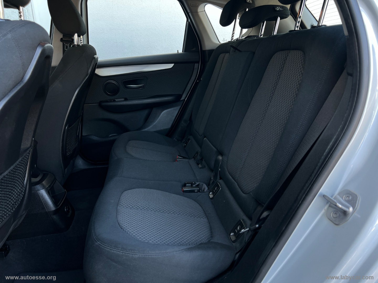 218d Active Tourer Advantage AUT. - immagine 17