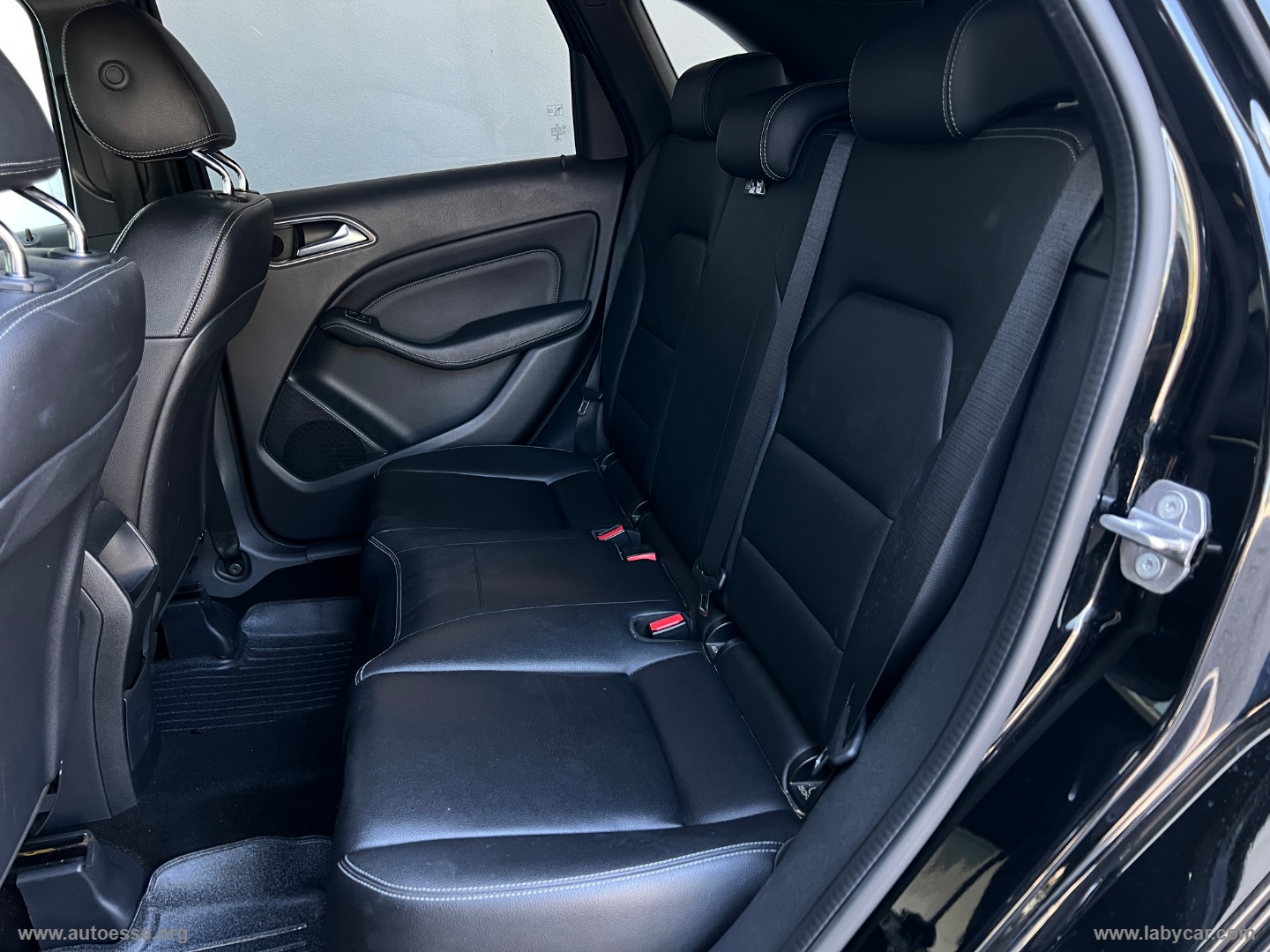 B 180 d Automatic Executive - immagine 17