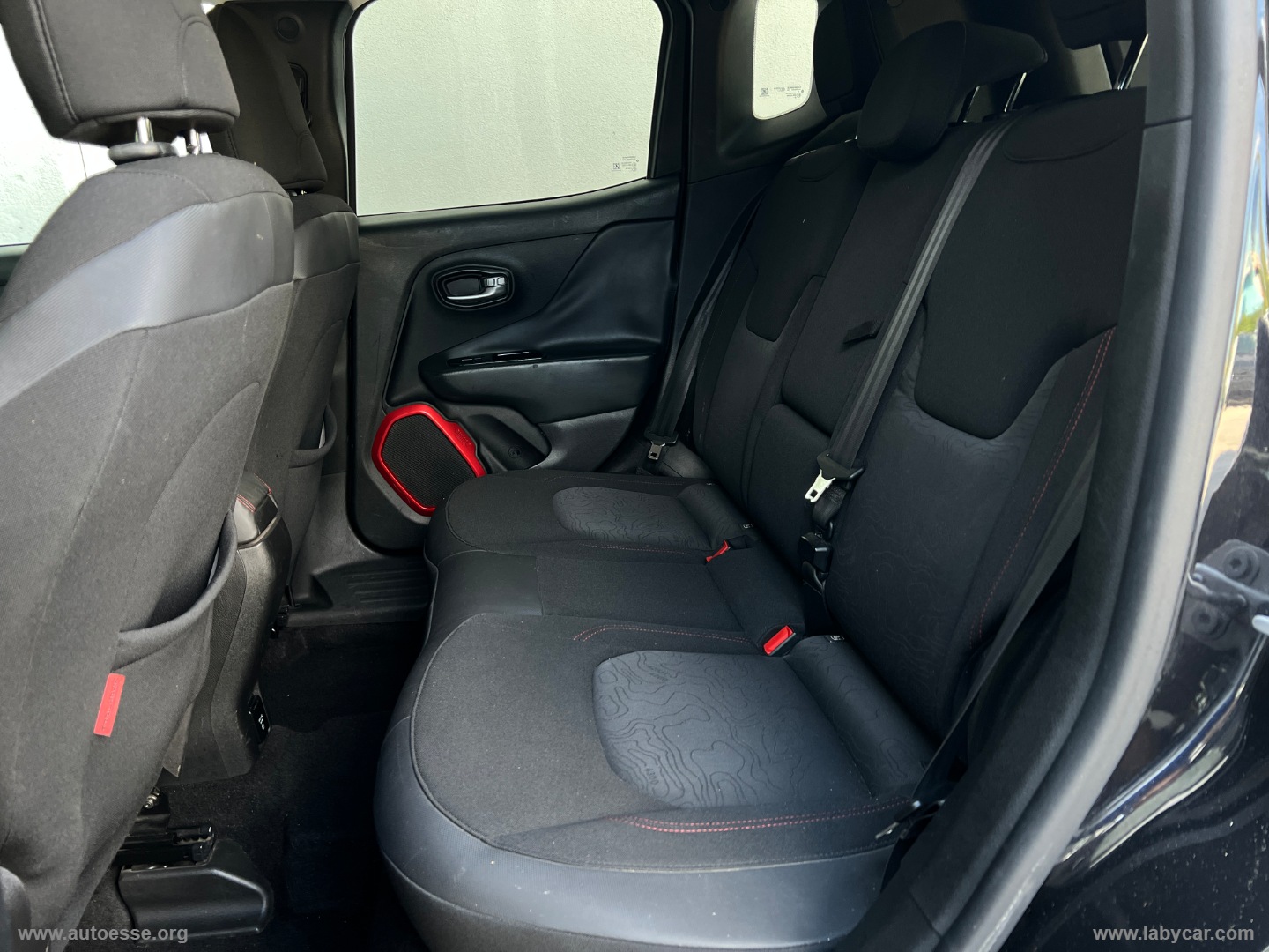 Renegade 2.0 Mjt 170CV 4WD AUT. TRAILHAWK - immagine 17