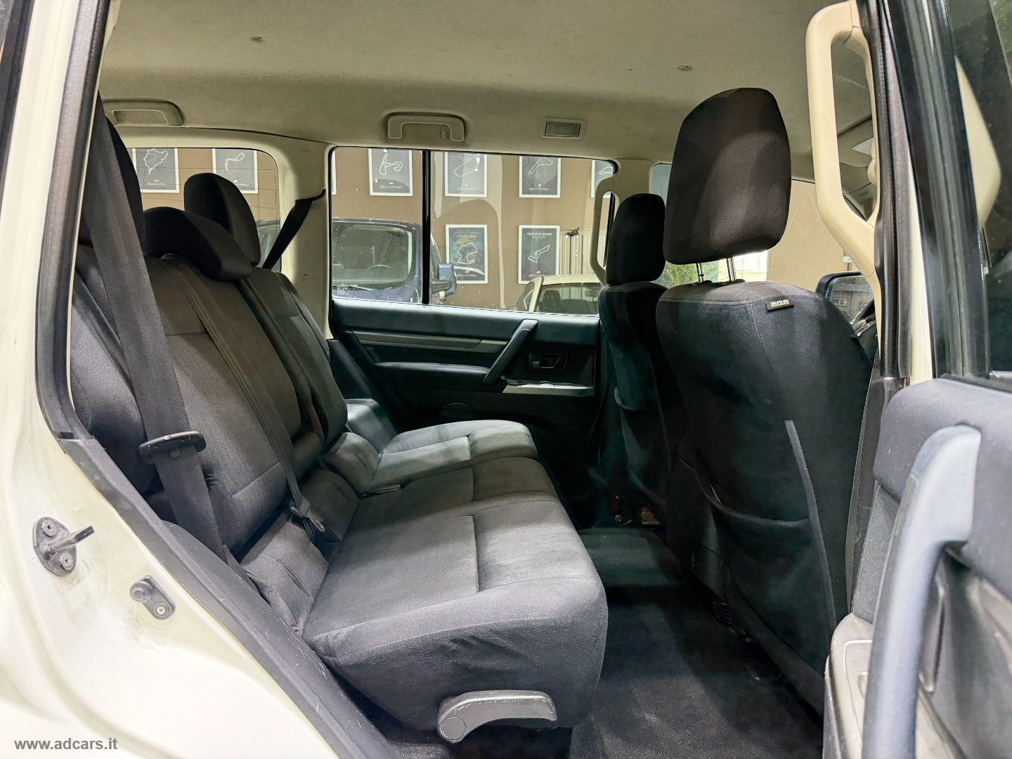 Pajero 3.2 DI-D 16V aut. 5p. Intense DPF *7 POSTI*GANCIO TRAINO* - immagine 17