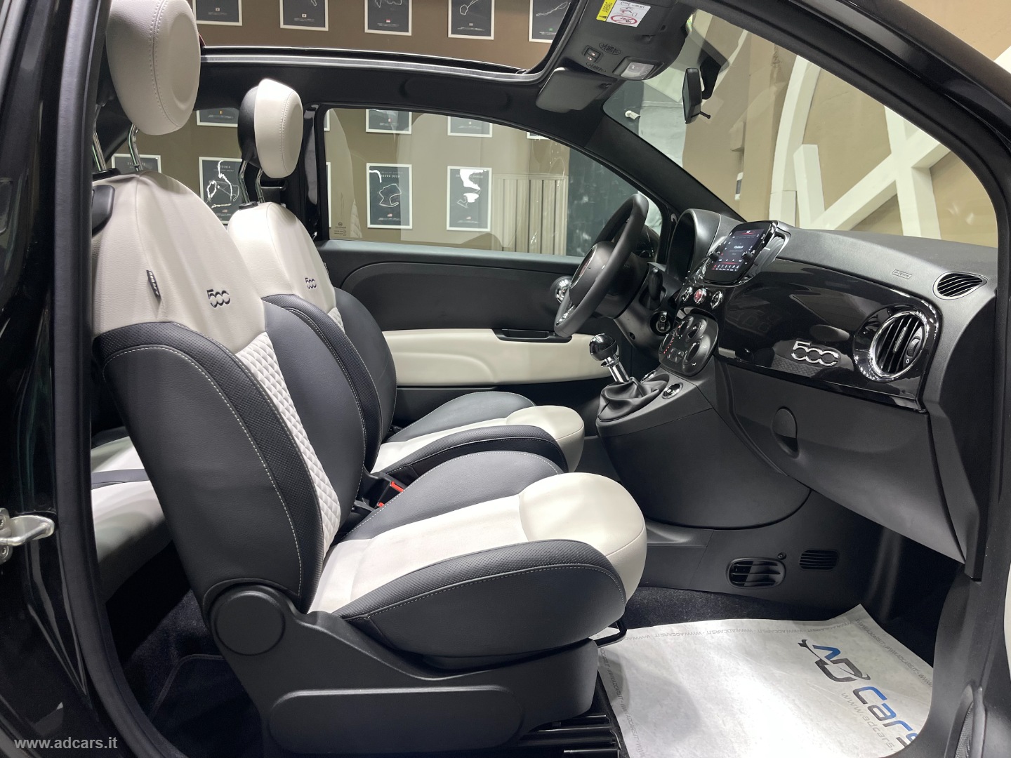 500 Cabrio Hybrid DOLCEVITA *NEOPATENTATI* - immagine 17