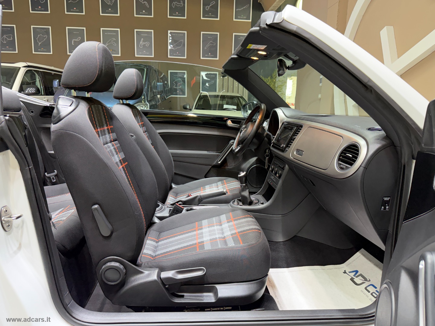 Maggiolino 1.2 TSI Design BMT Club *BOOK SERVICE VW* - immagine 17