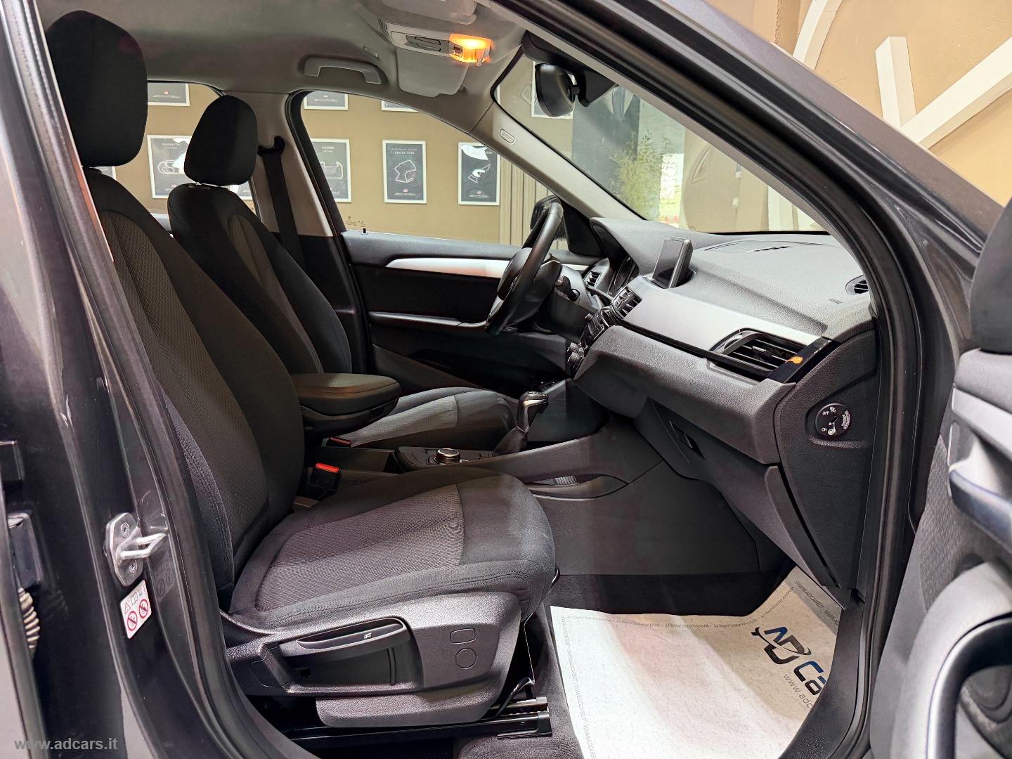 X1 xDrive25e Business Advantage *PLUG IN HYBRID* - immagine 17
