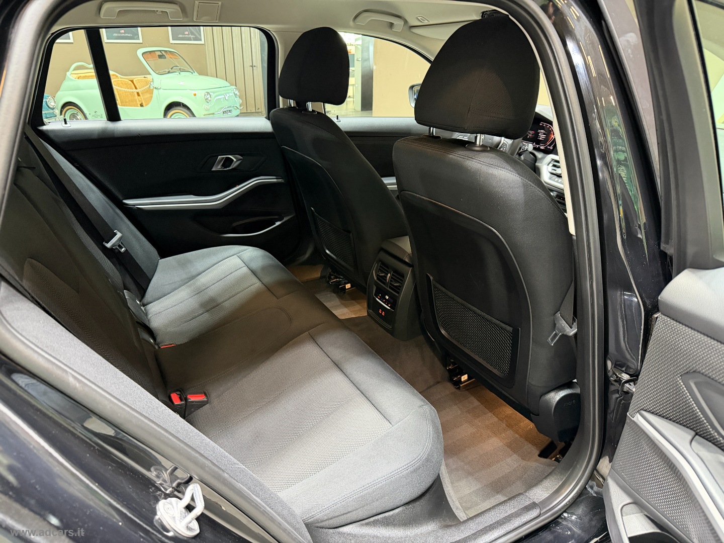 318d Touring Business Advantage *LED*CLIMA 3 ZONE* - immagine 17