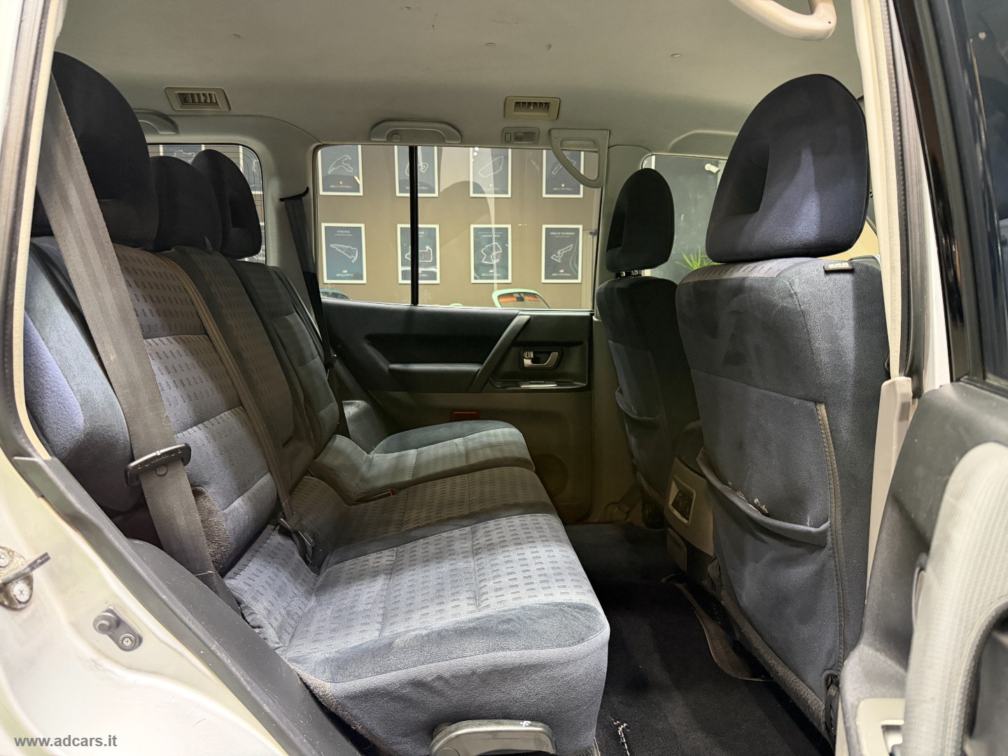 Pajero 3.2 16V DI-D 5p. GLX *7 POSTI*GANCIO TRAINO* - immagine 17