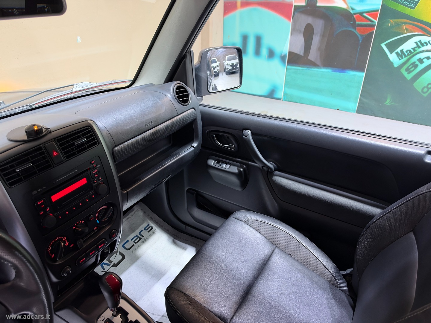 Jimny 1.3 4WD A/T Evolution *GPL*CAMBIO AUT.*SENSORI* - immagine 17