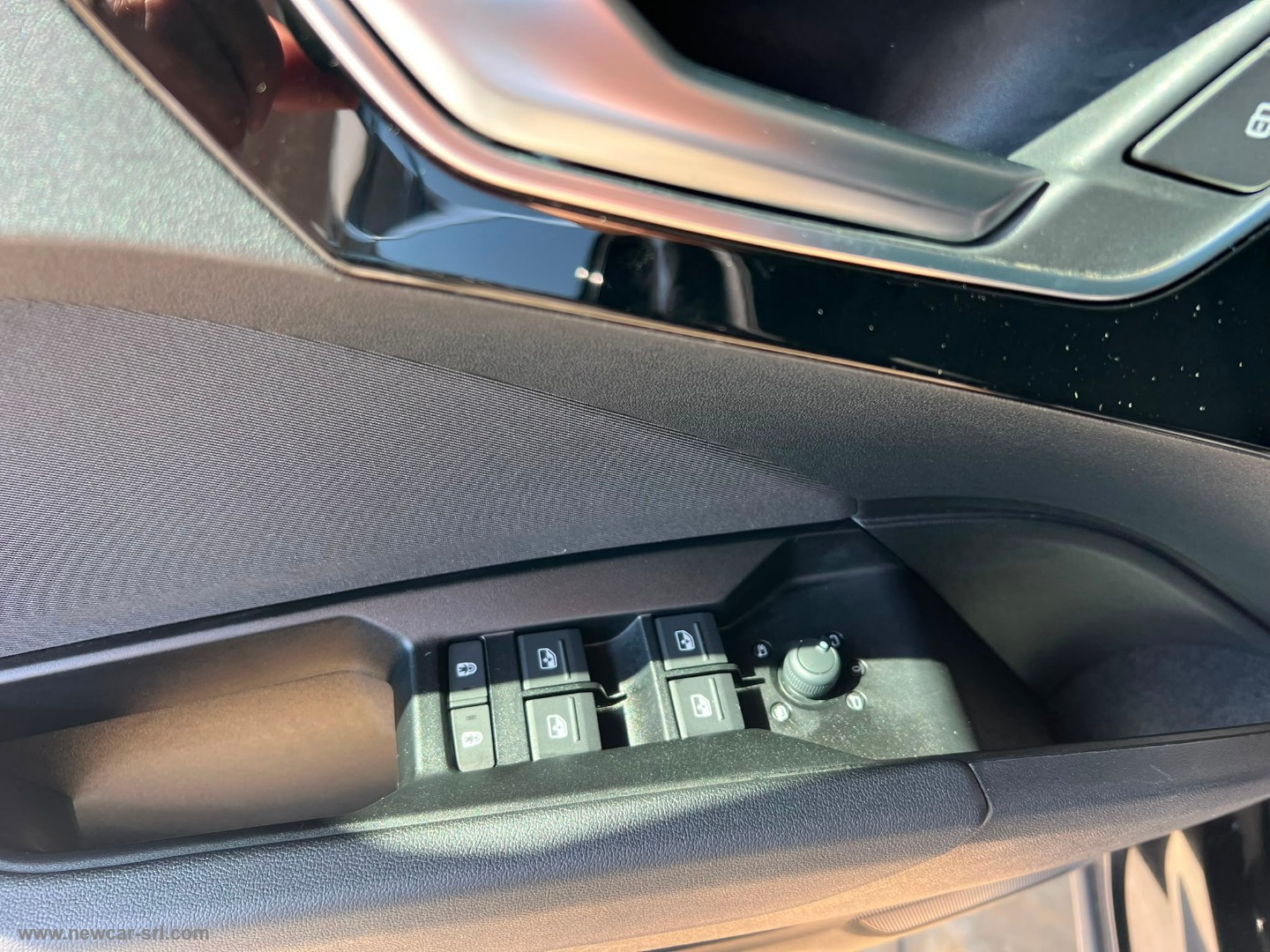 Q4 40 e-tron S line edition - immagine 17