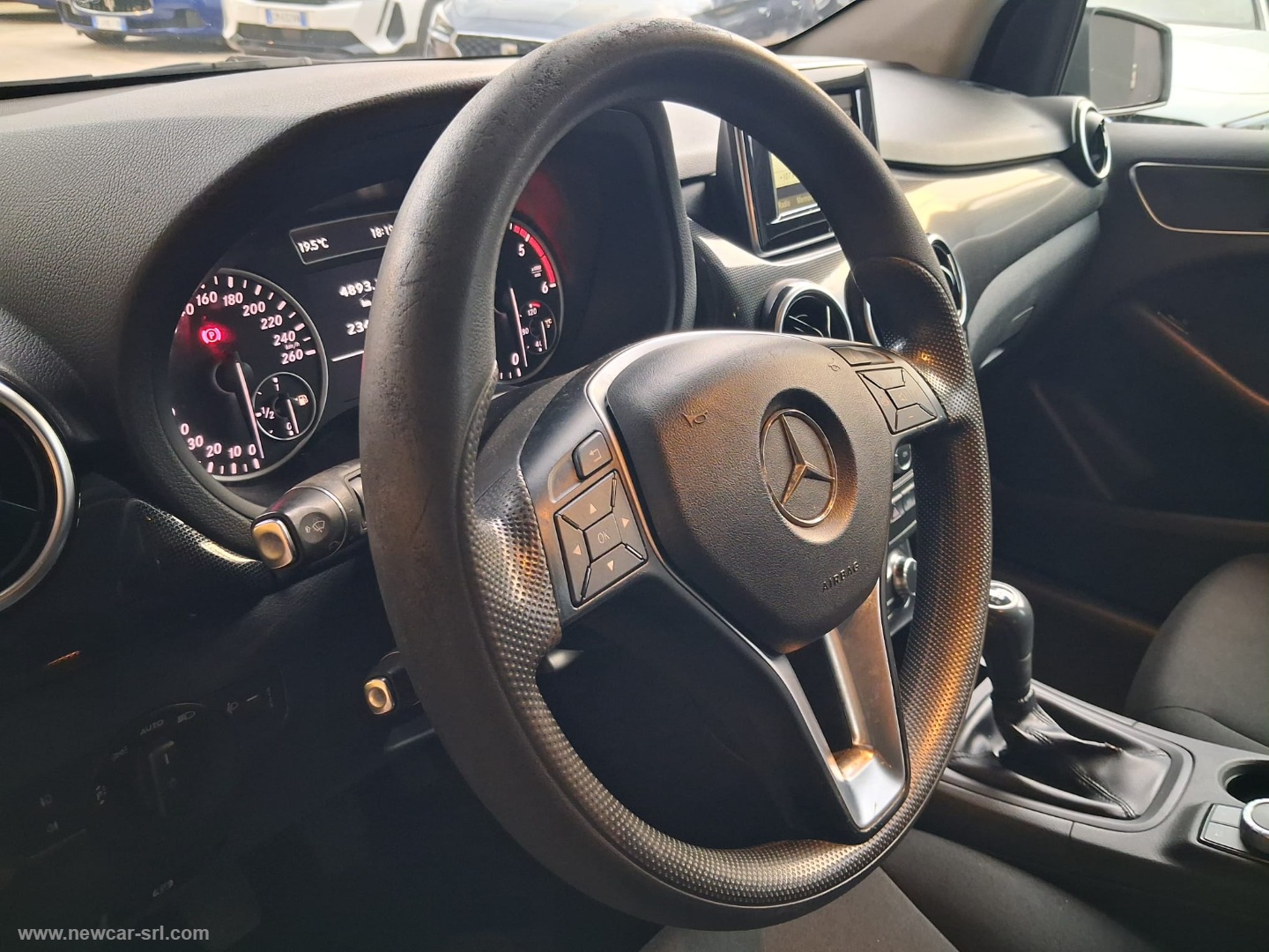 B 200 CDI Executive - immagine 17