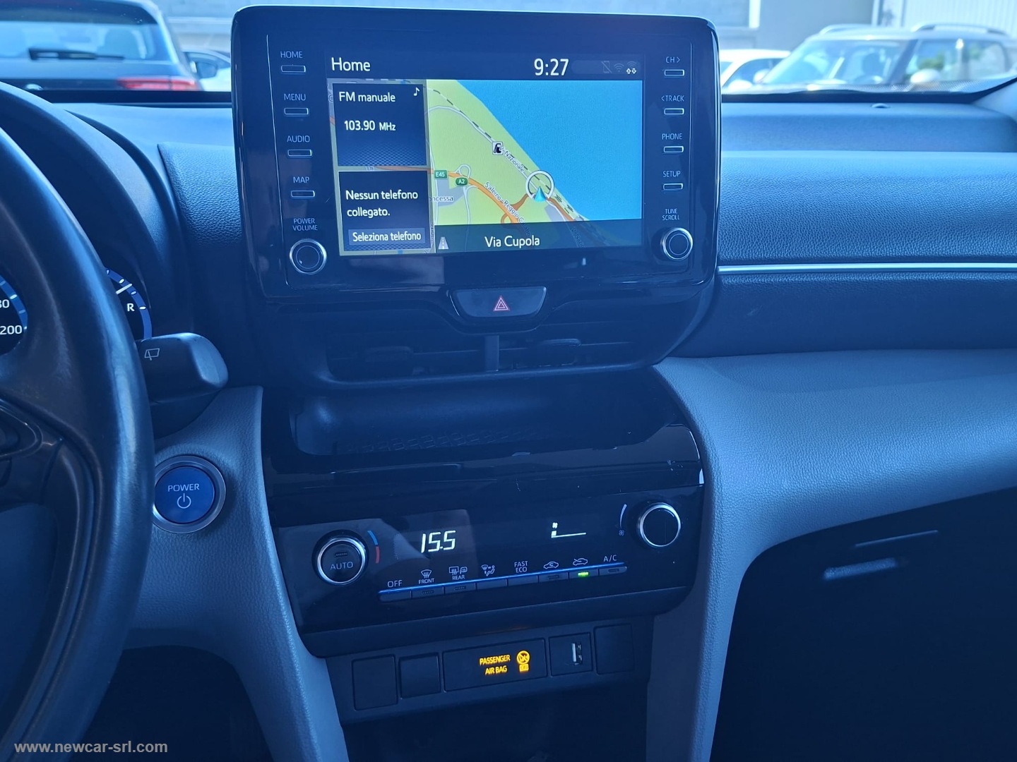 Yaris Cross 1.5 Hybrid 5p. E-CVT Busin. - immagine 17