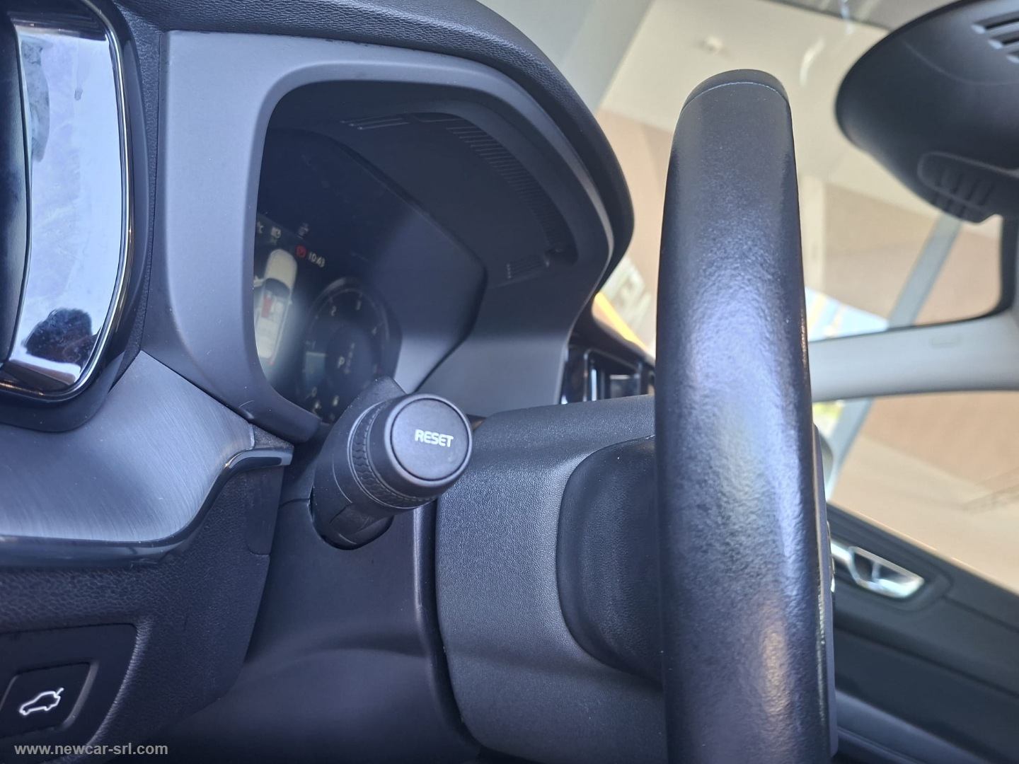 XC60 B4 Geartronic Momentum - immagine 17