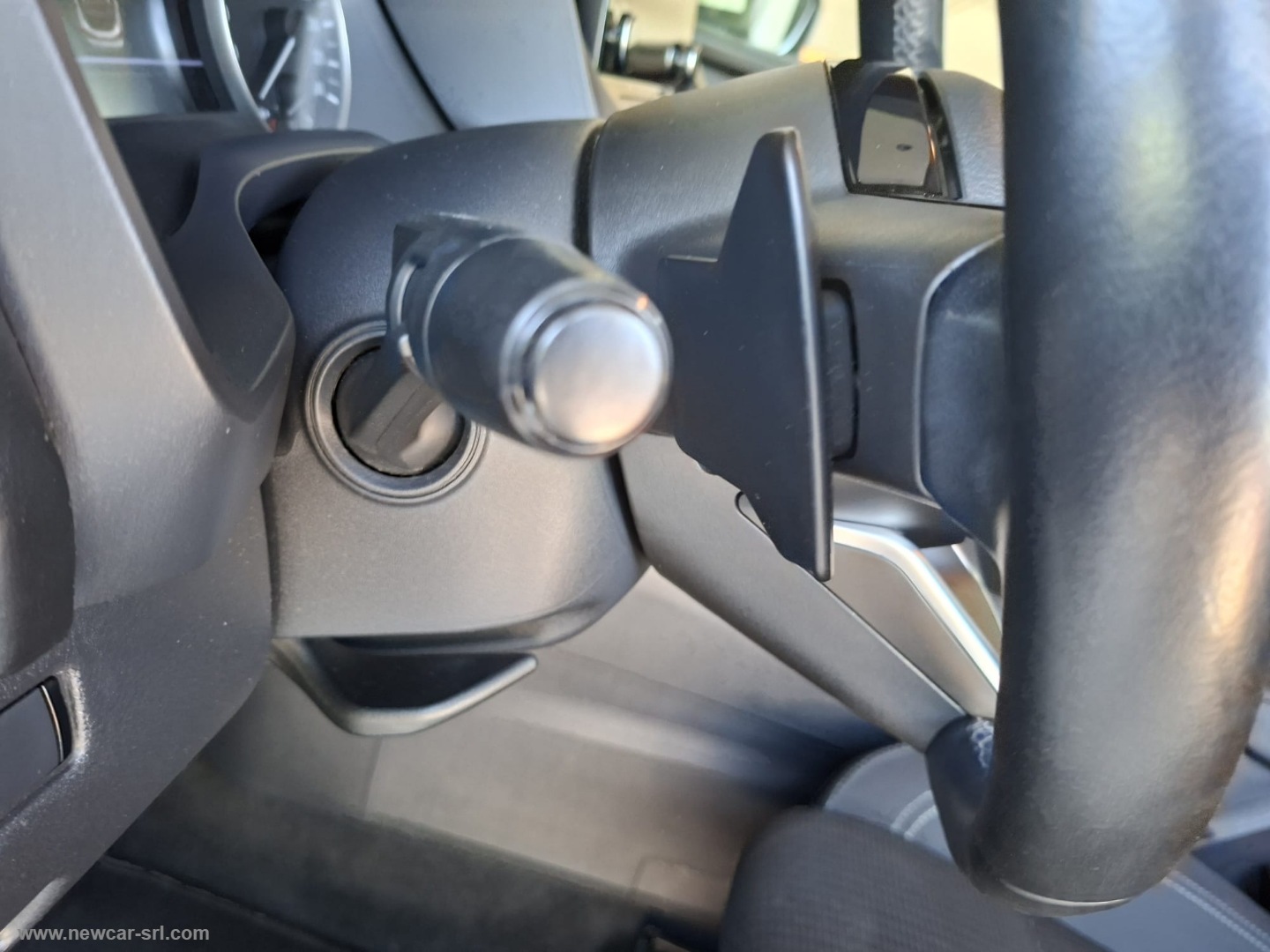 Qashqai MHEV 158 CV Xtronic Business - immagine 17