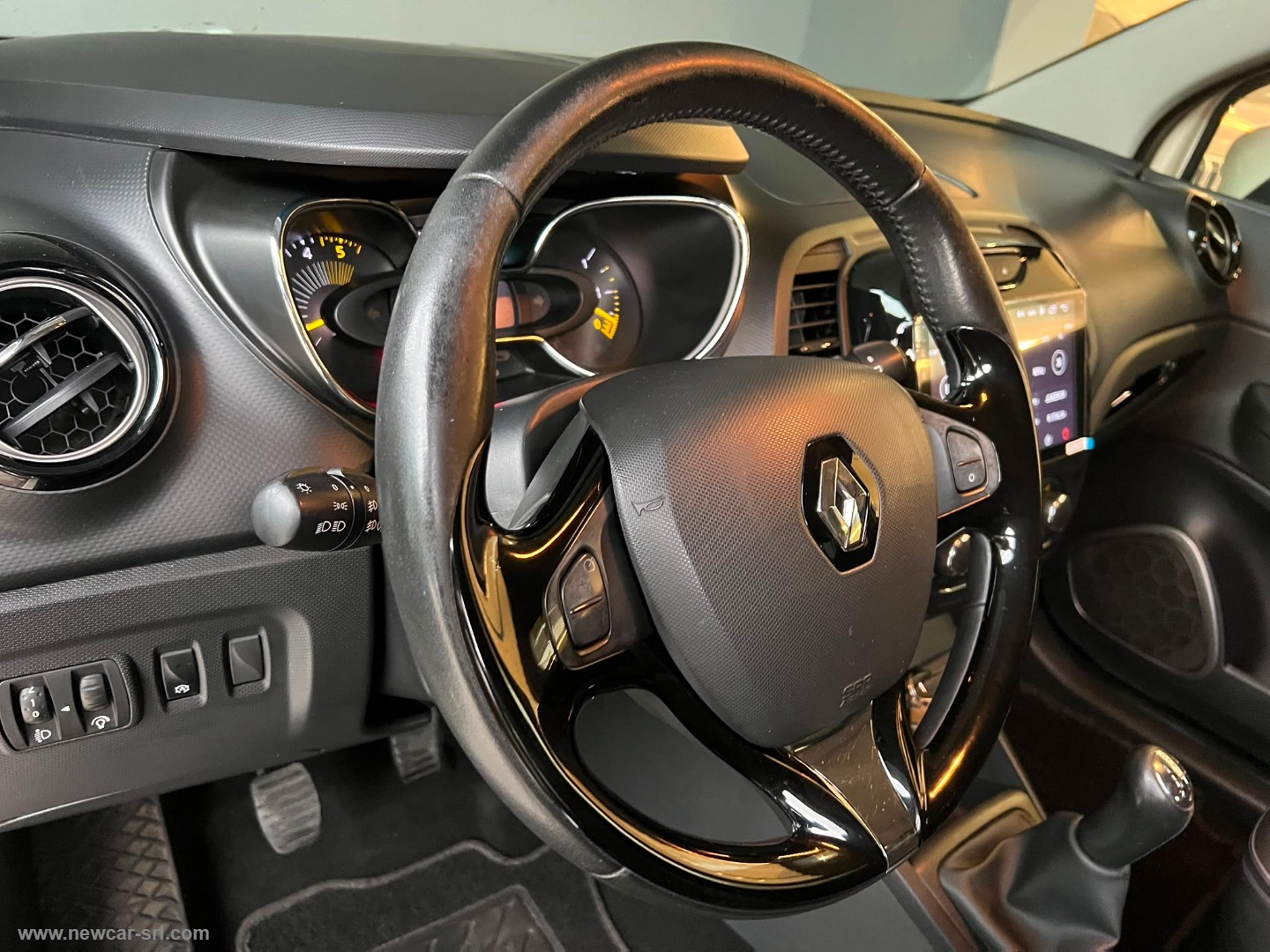 Captur 1.5 dCi 8V 90 CV S&S Live - immagine 17