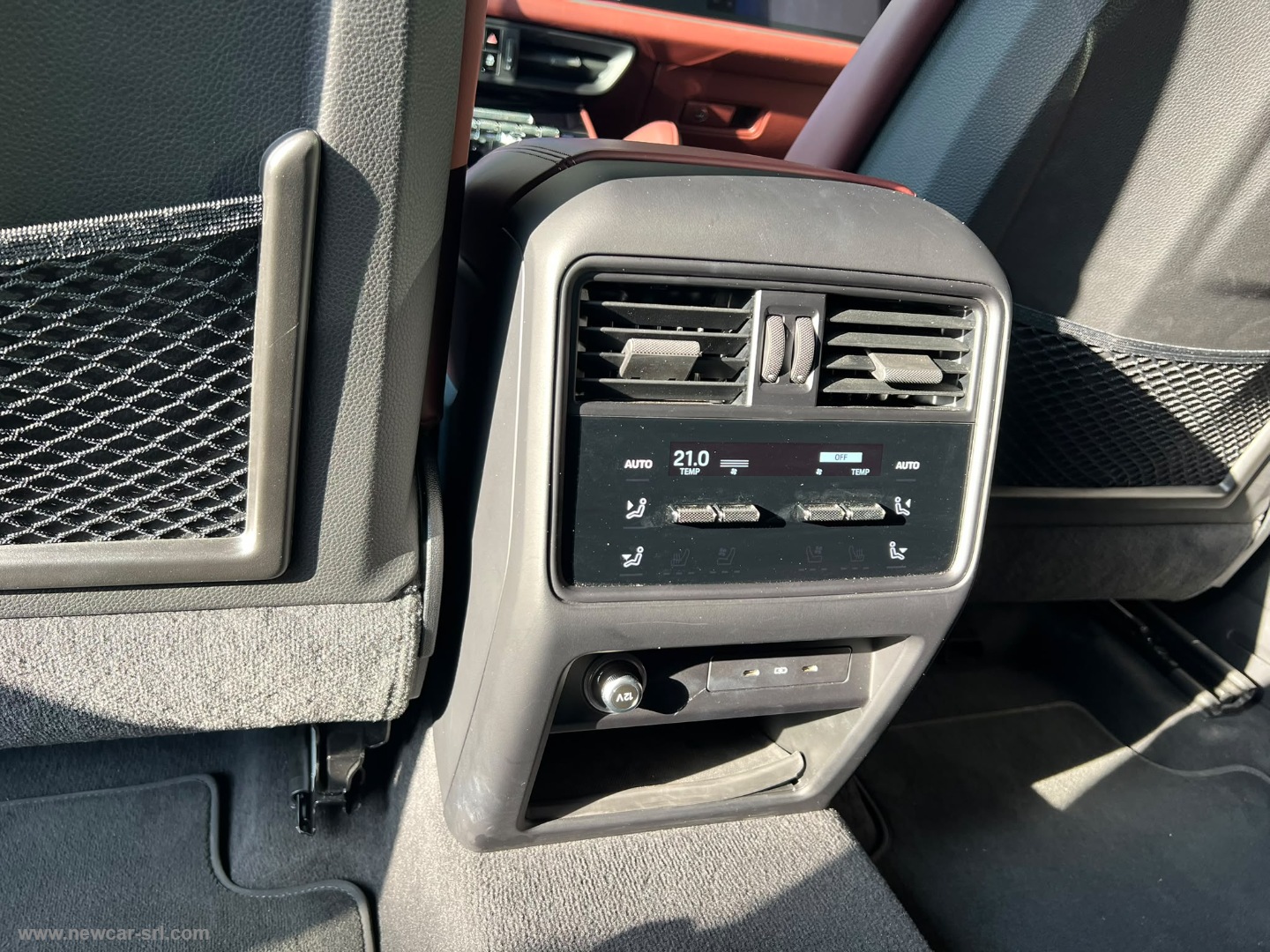 Cayenne Coupè 3.0 V6 - immagine 17