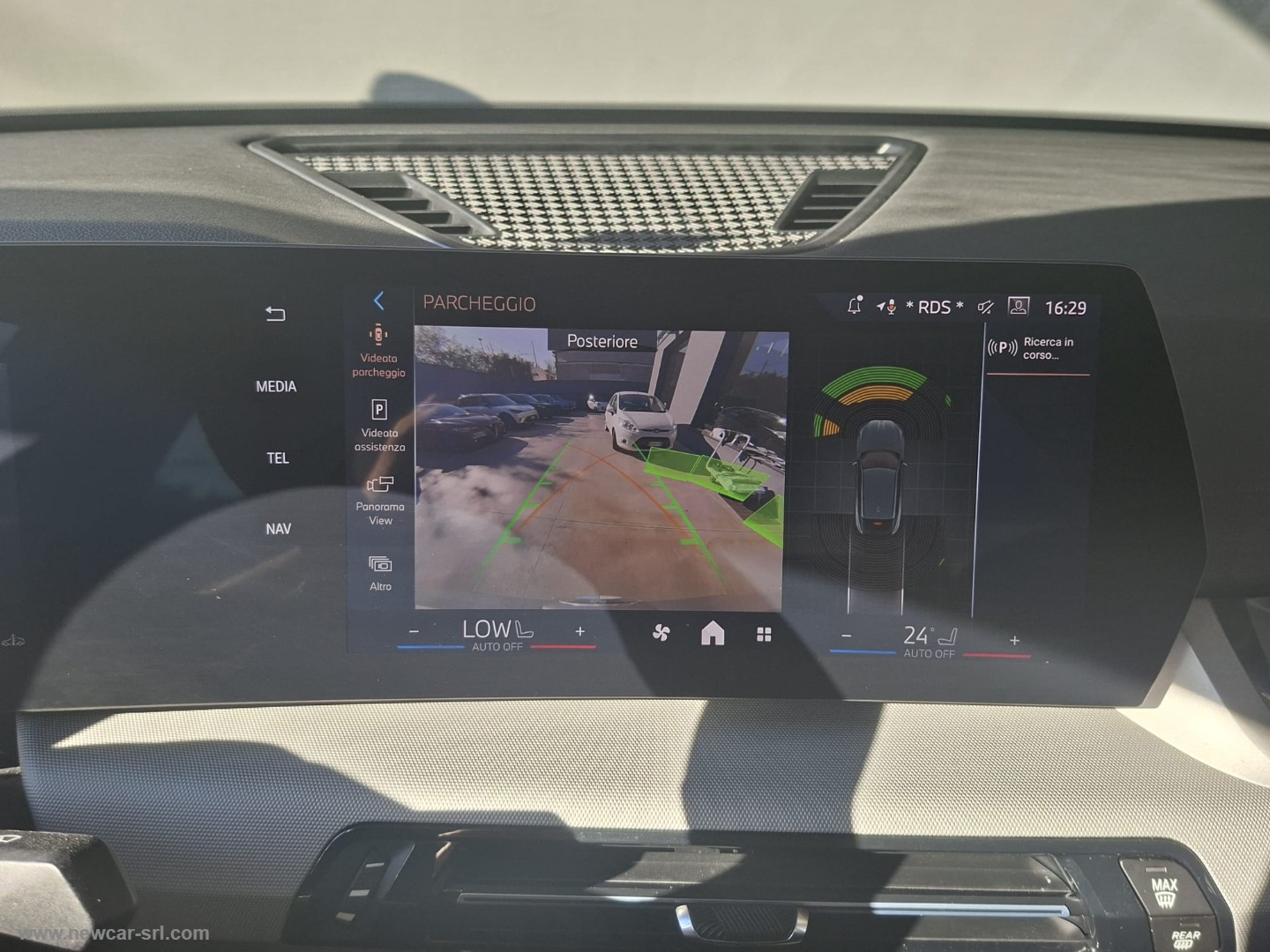 X2 sDrive 20d - immagine 17