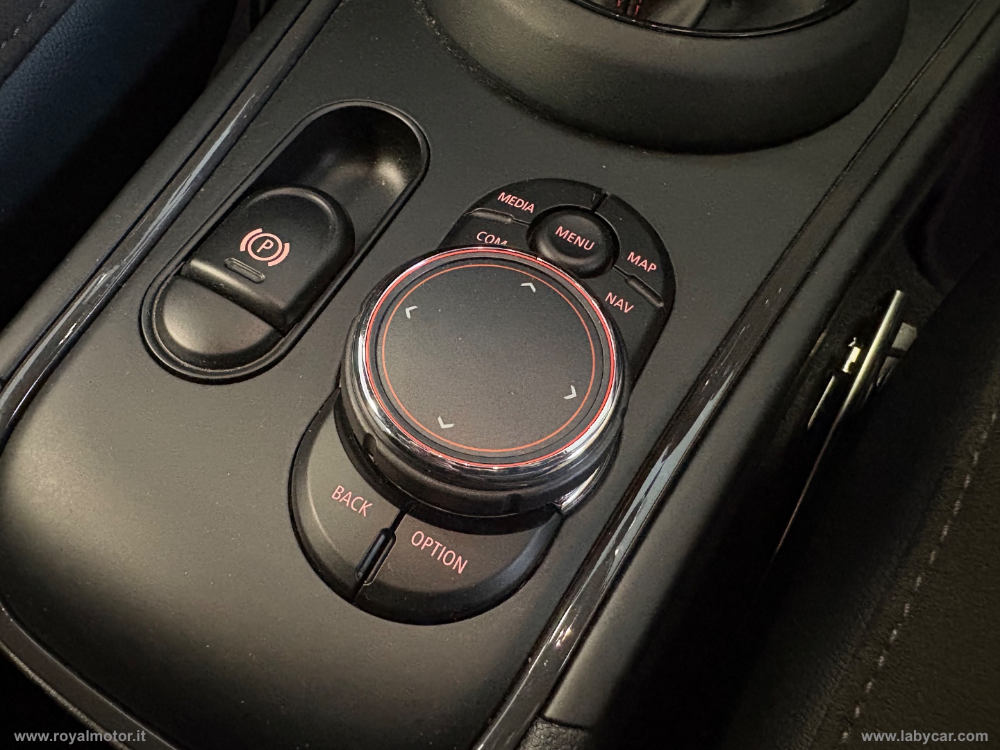 Mini Cooper SD Countryman ALL4 Aut. - immagine 17