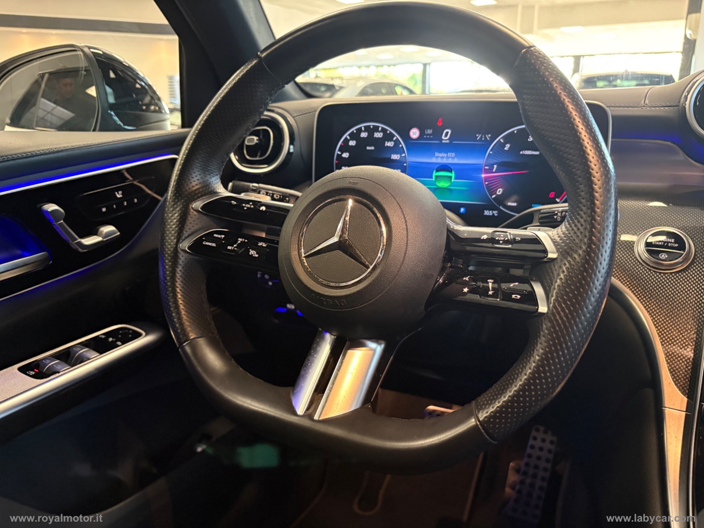 GLC 220 d 4Matic AMG Line - immagine 17