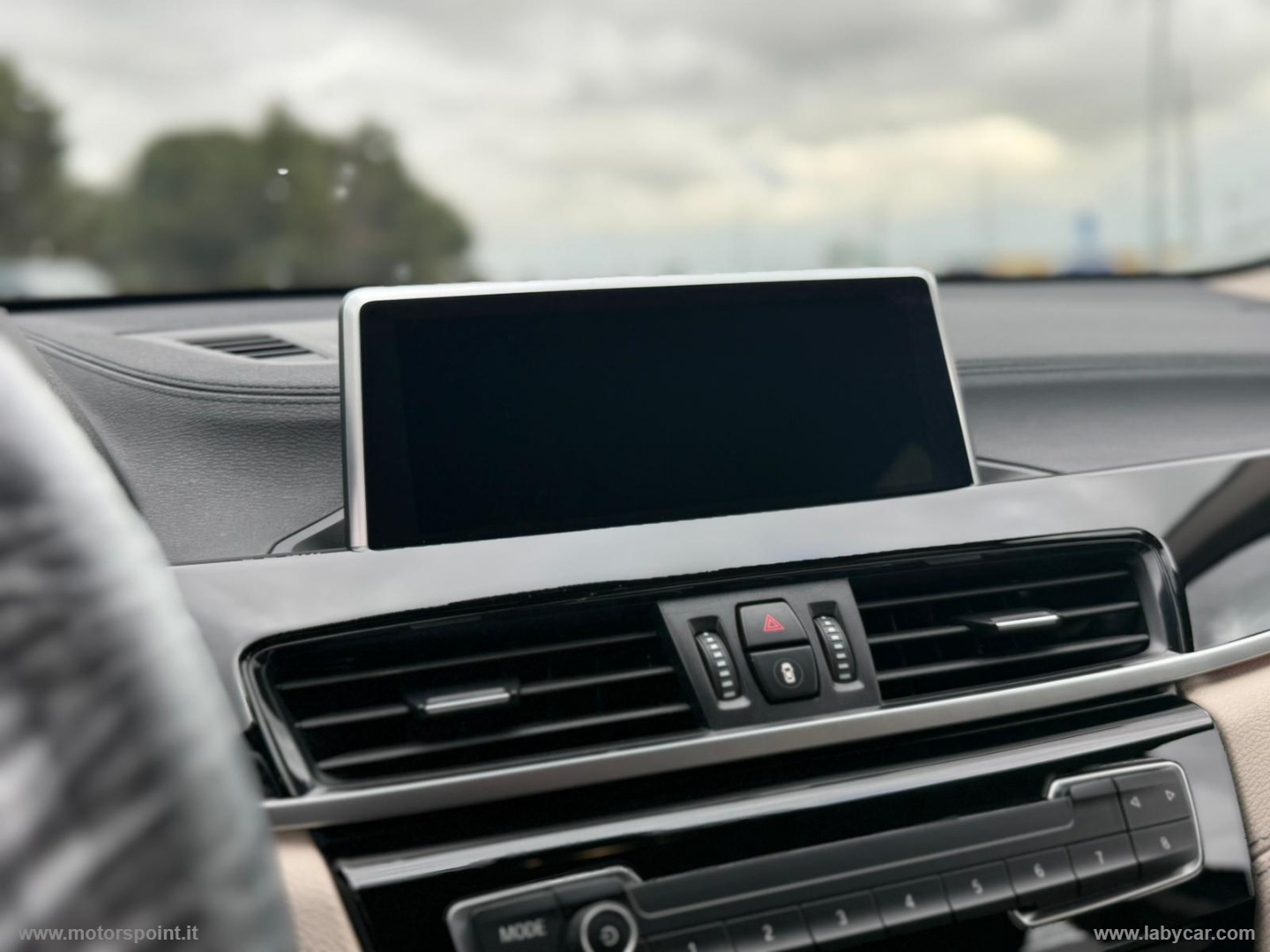 X1 sDrive16d xLine AUTO - immagine 17