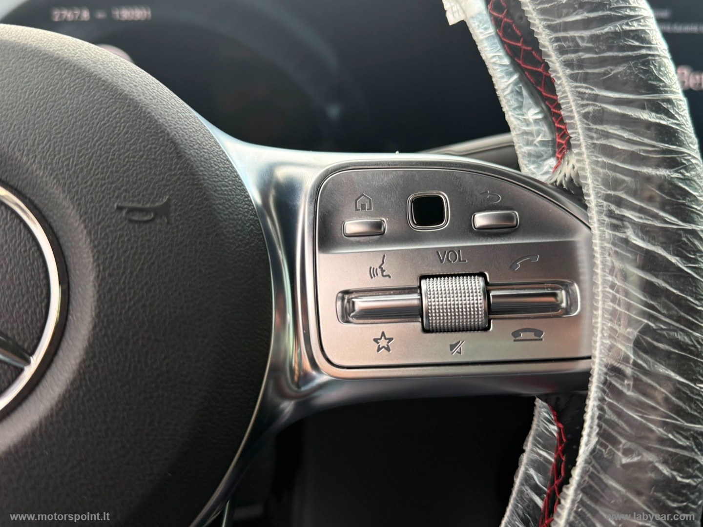 GLA 200 d Automatic Premium NIGHT PACK - immagine 17