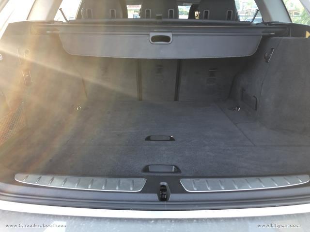 318d Touring Business Advantage aut. - immagine 17