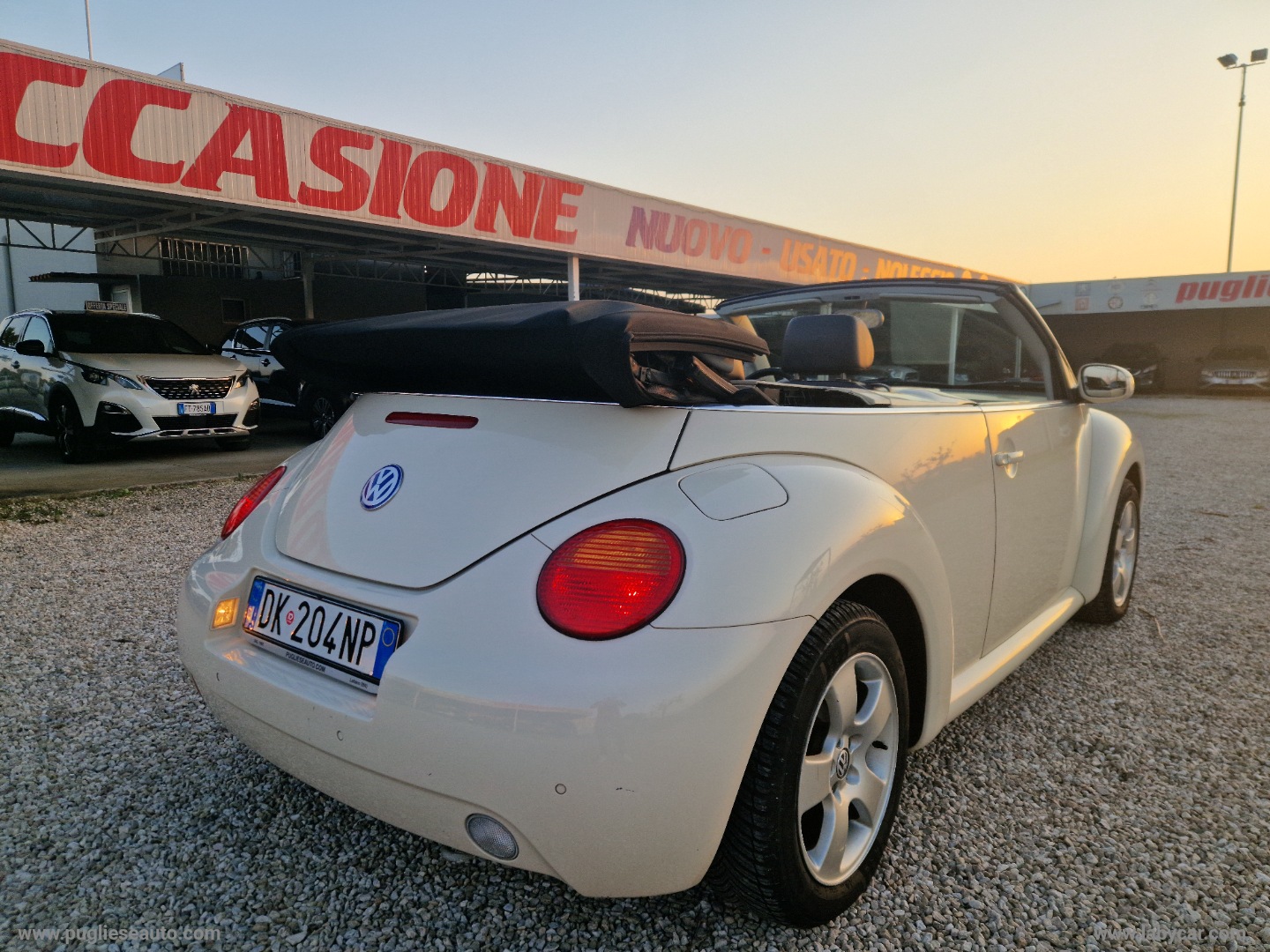New Beetle 1.6 Cabrio MOTORE NUOVO - immagine 17