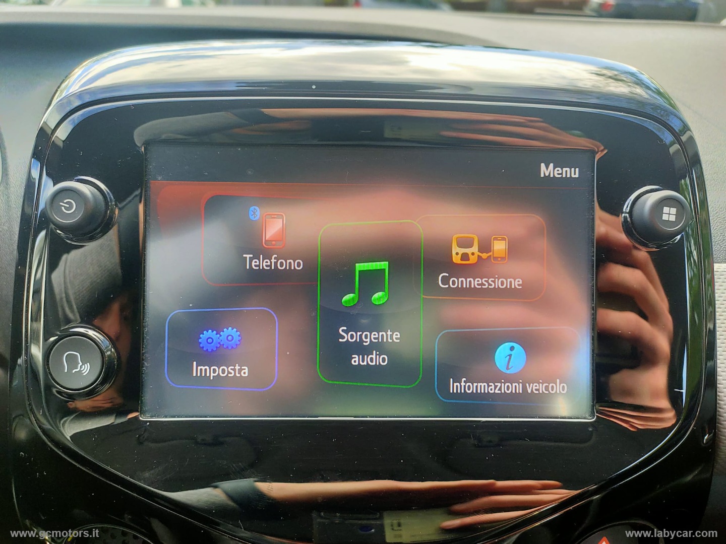 Peugeot 108 108 VTi 72 S&S 5 porte Allure - Immagine 17